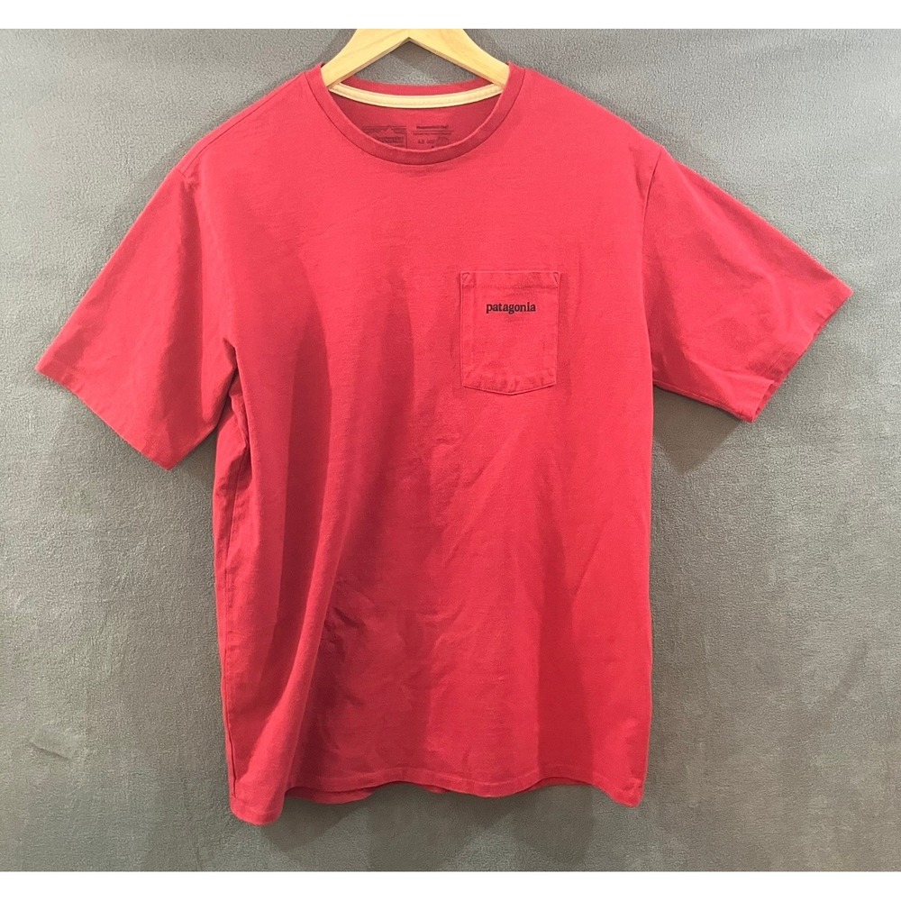 Patagonia Responsibili-Tee Pocket T-Shirt Fitz Roy Mountain Logo Red Mens M